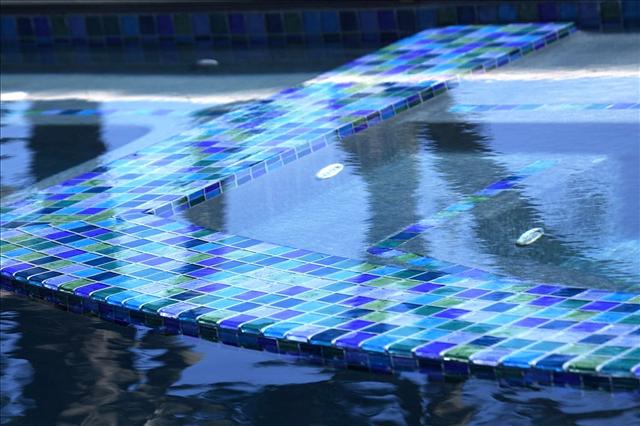 Lightstreams Blue Green Glass Tile Blend for Pool Tile, Spa Tile, Waterline Tile